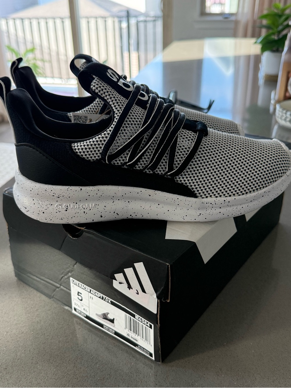 Adidas Women Black & White Knit Casual Sneakers